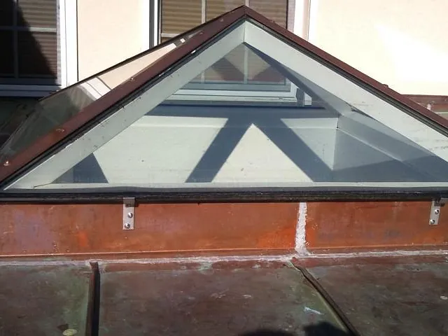 Dachfenster mit Glas